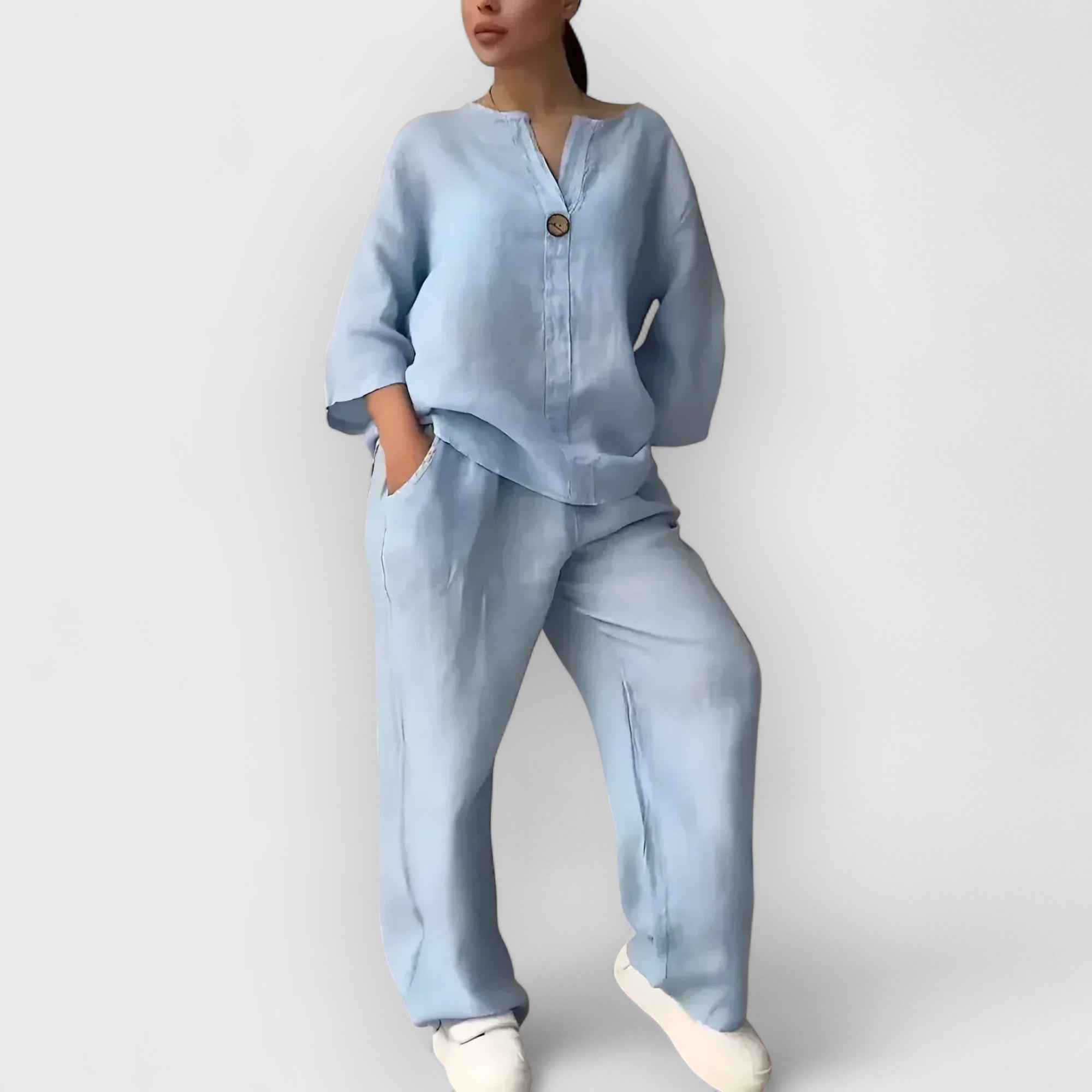 Maison™ | Two-Piece Linen Set in a Casual Style.