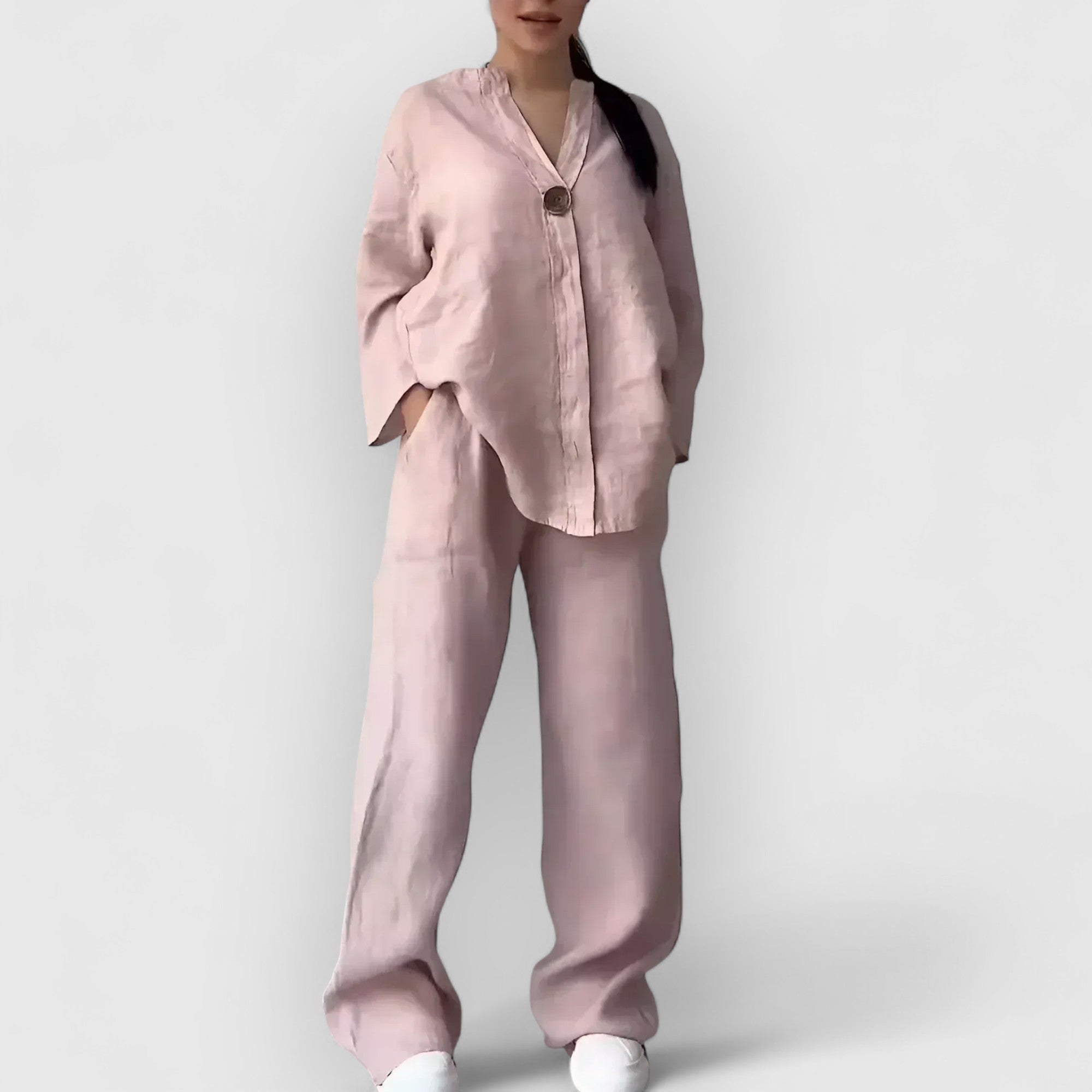 Maison™ | Two-Piece Linen Set in a Casual Style.