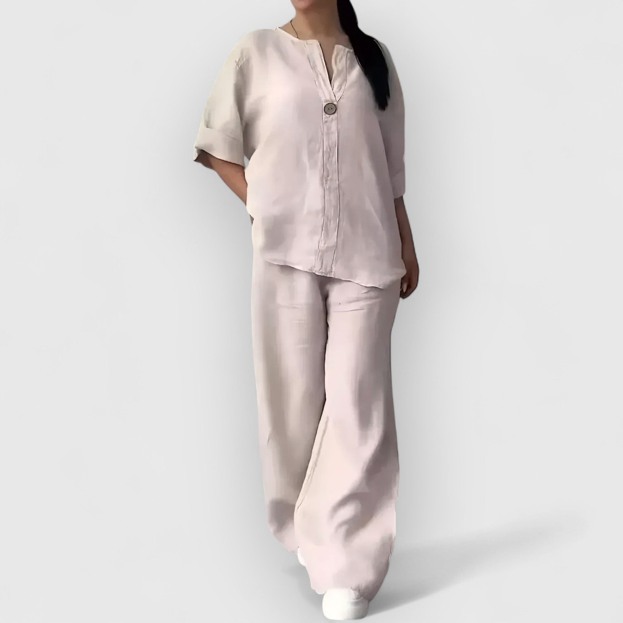 Maison™ | Two-Piece Linen Set in a Casual Style.